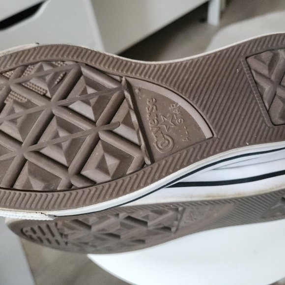 Converse chuck Taylor high top customized shoes - Picture 4 of 5